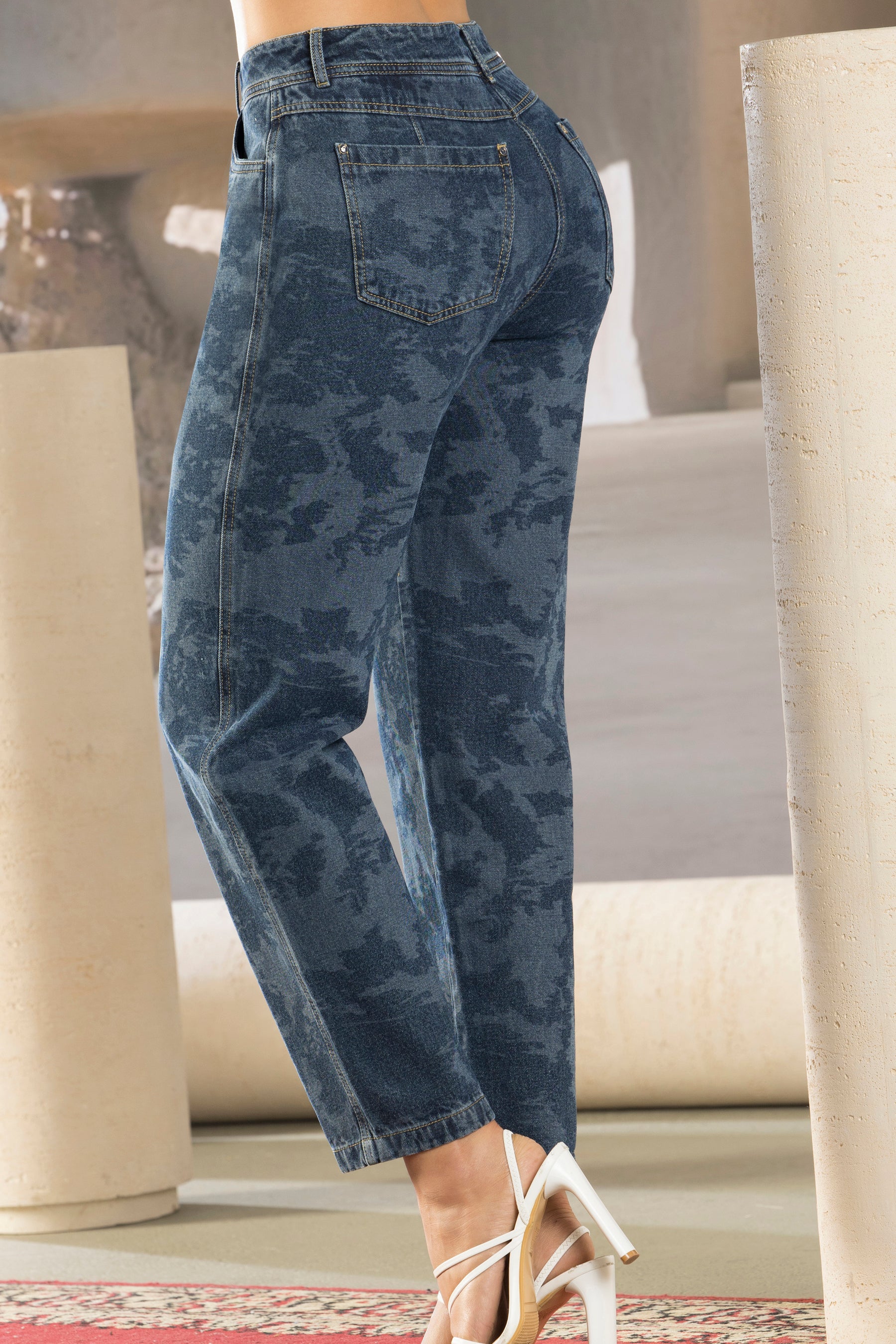 Jean Mom Tiro Alto Azul Oscuro Láser – FUERZA