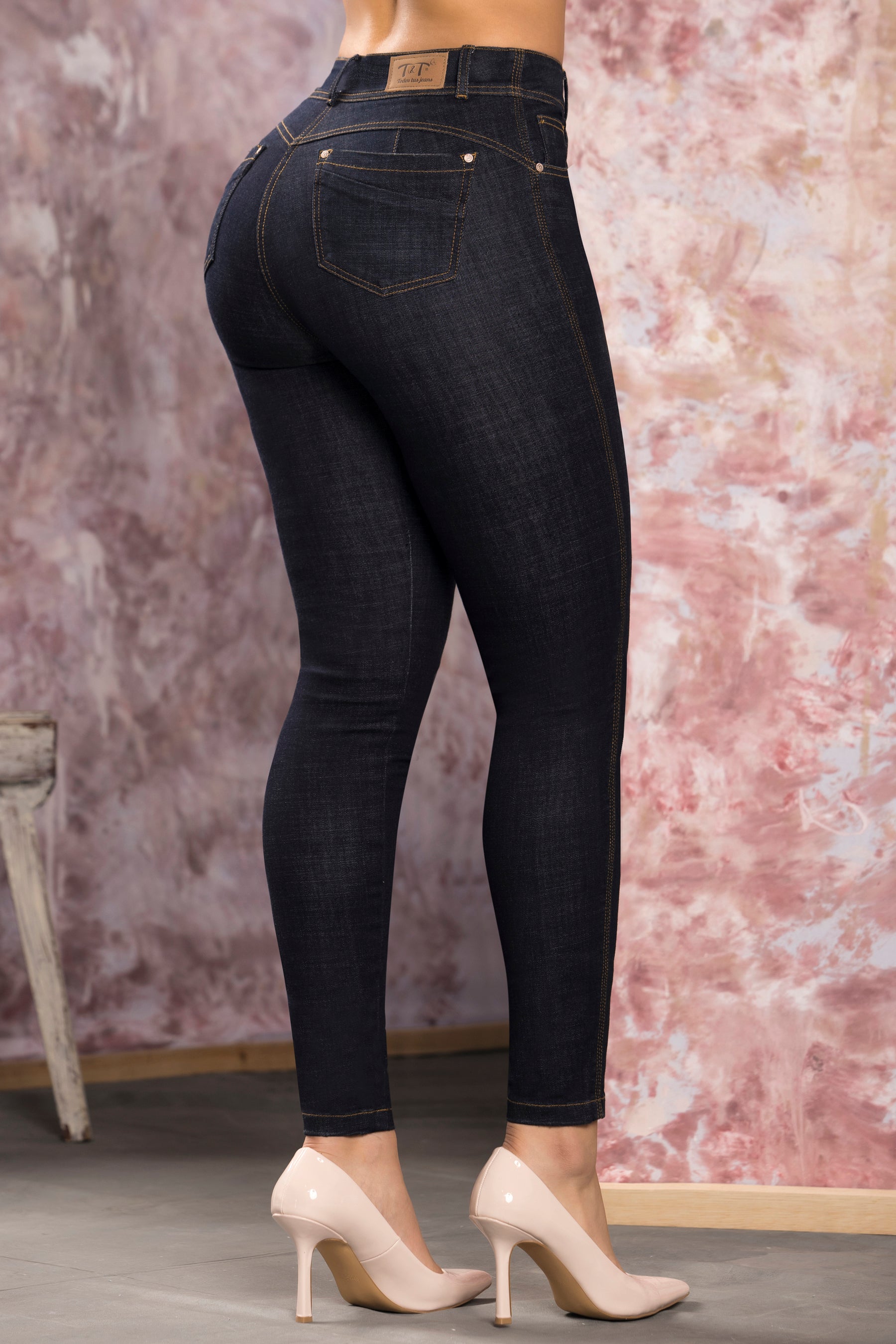Jean Ochentero VALENTINA