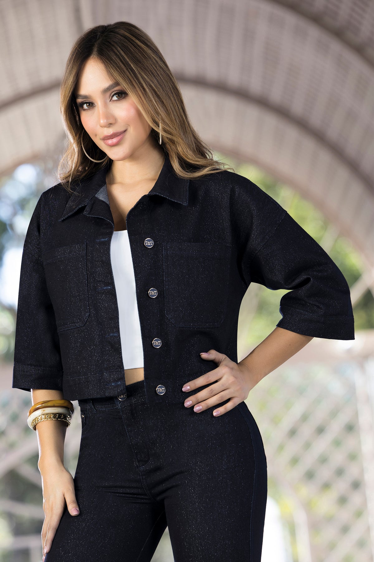 Chaqueta de jean con brillo azul oscuro – Paola Jara